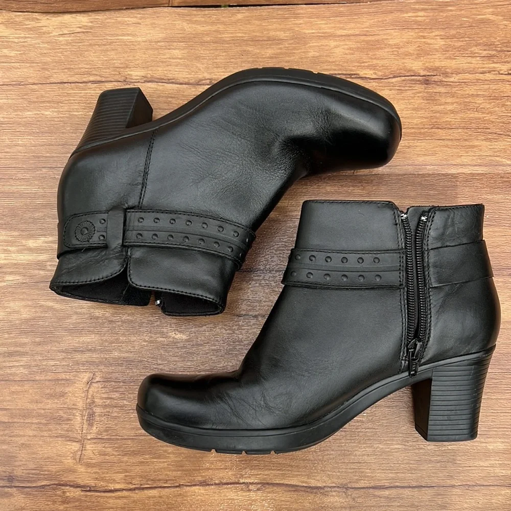 Clarks Bendables Dream Belle Women's Ankle Booties Boots Sz 7.5 Leather boots